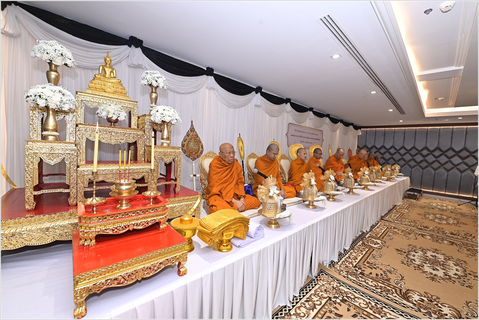 กรมบังคับคดีร่วมพิธีบำเพ็ญกุศลปัณรสมวาร (15 วัน) ถวายเป็นพระราชกุศลแด่สมเด็จพระนางเจ้าสิริกิติ์ พระบรมราชินีนาถ พระบรมราชชนนีพันปีหลวง